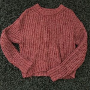 AEO sweater ٩(^‿^)۶